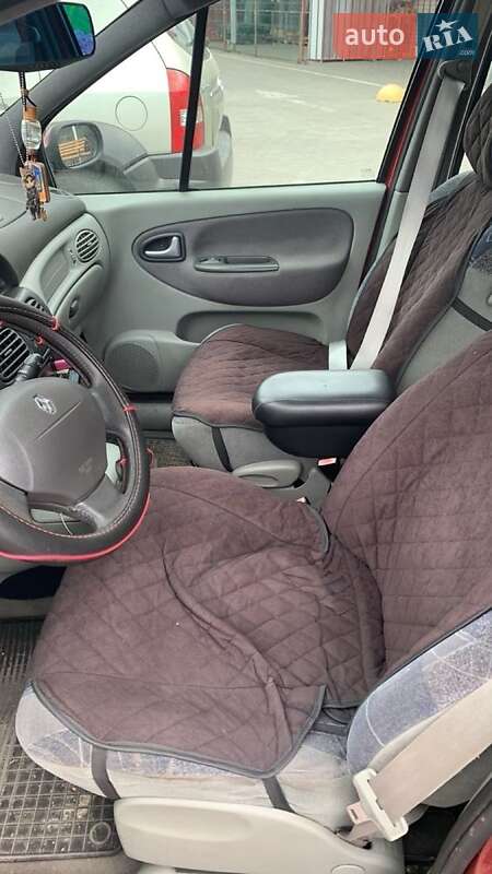 Минивэн Renault Megane Scenic 2002 в Першотравенске фото 5 Минивэн Renault Megane Scenic 2002 в Першотравенске