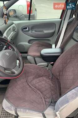 Минивэн Renault Megane Scenic 2002 в 