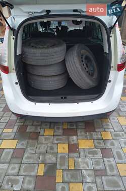 Минивэн Renault Megane Scenic 2010 в 