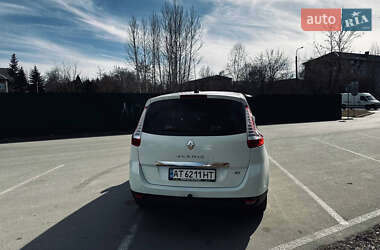 Минивэн Renault Megane Scenic 2012 в 
