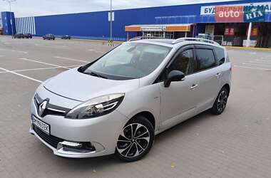 Минивэн Renault Megane Scenic 2014 в 
