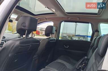 Минивэн Renault Megane Scenic 2014 в 