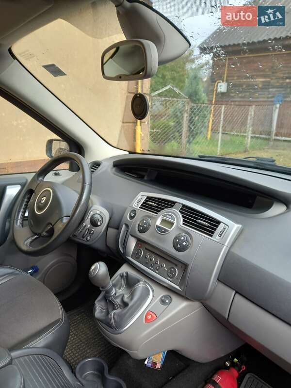 Минивэн Renault Megane Scenic 2008 в Клесовом
