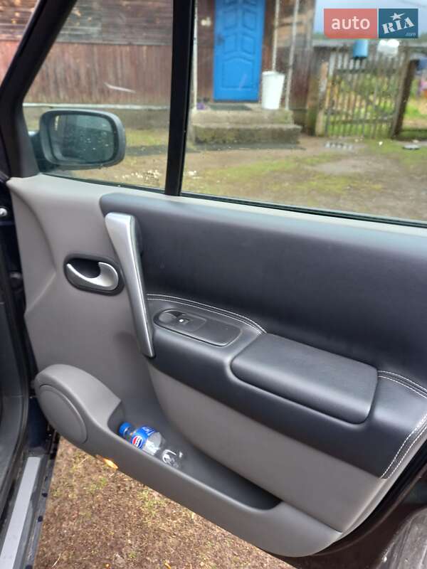 Минивэн Renault Megane Scenic 2008 в Клесовом