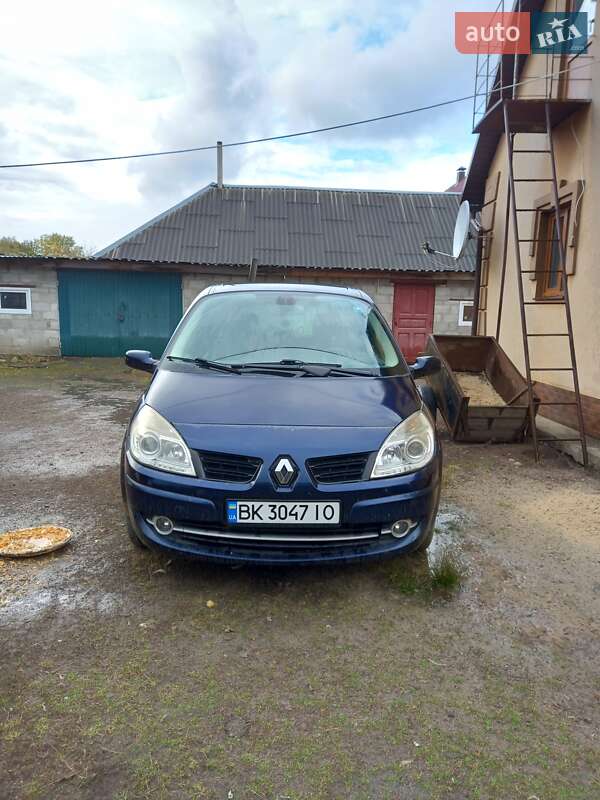 Минивэн Renault Megane Scenic 2008 в Клесовом