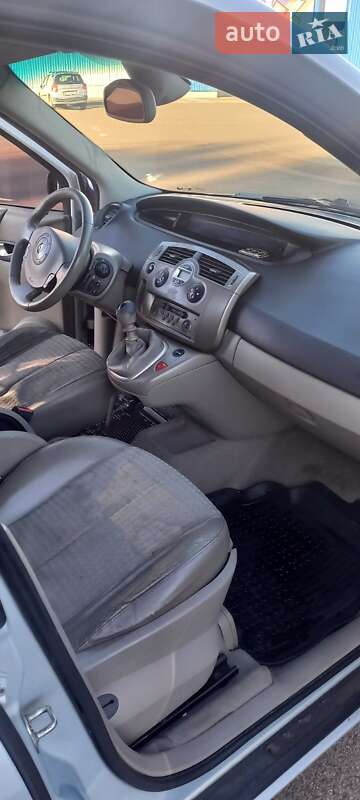 Минивэн Renault Megane Scenic 2004 в Ковеле фото 12 Минивэн Renault Megane Scenic 2004 в Ковеле