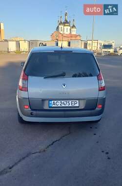 Минивэн Renault Megane Scenic 2004 в  фото 6 Минивэн Renault Megane Scenic 2004 в