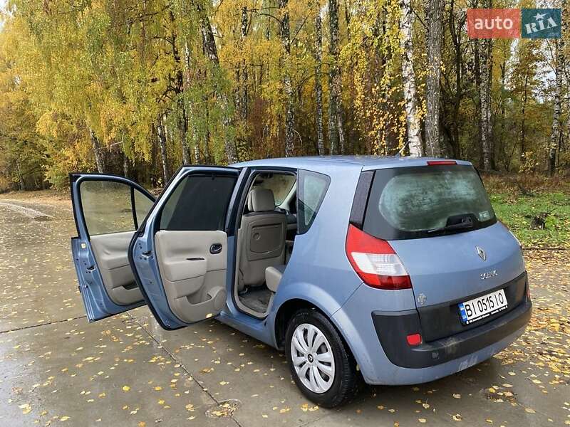 Минивэн Renault Megane Scenic 2005 в Сумах