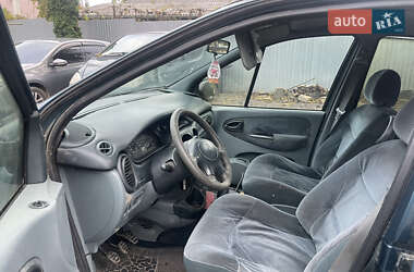 Минивэн Renault Megane Scenic 1998 в 