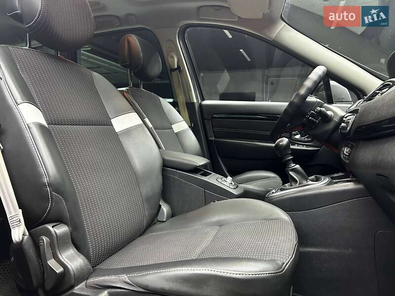 Мінівен Renault Megane Scenic 2012 в Чернівцях фото 24 Мінівен Renault Megane Scenic 2012 в Чернівцях