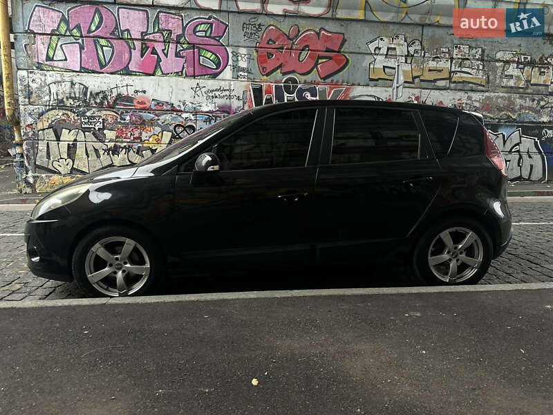 Минивэн Renault Megane Scenic 2010 в Одессе фото 8 Минивэн Renault Megane Scenic 2010 в Одессе