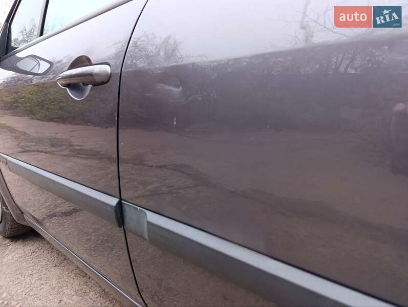 Мінівен Renault Megane Scenic 1999 в Чернігові