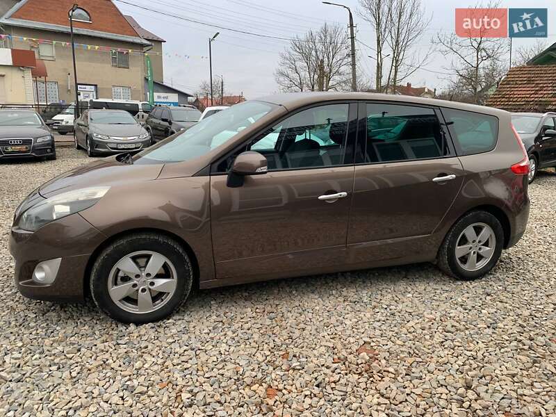Мінівен Renault Megane Scenic 2010 в Коломиї