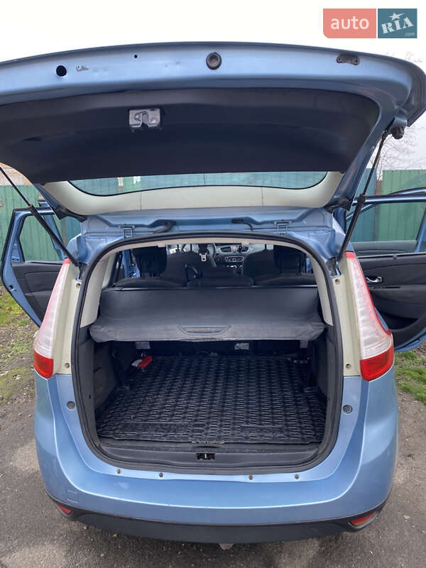 Минивэн Renault Megane Scenic 1996 в Кропивницком фото 9 Минивэн Renault Megane Scenic 1996 в Кропивницком