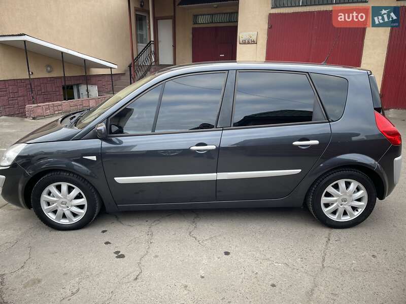 Минивэн Renault Megane Scenic 2007 в Владимире