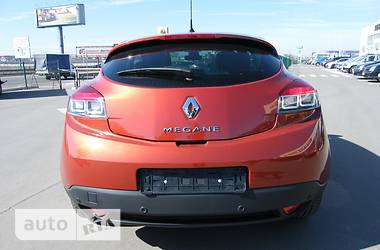 Купе Renault Megane 2012 в 