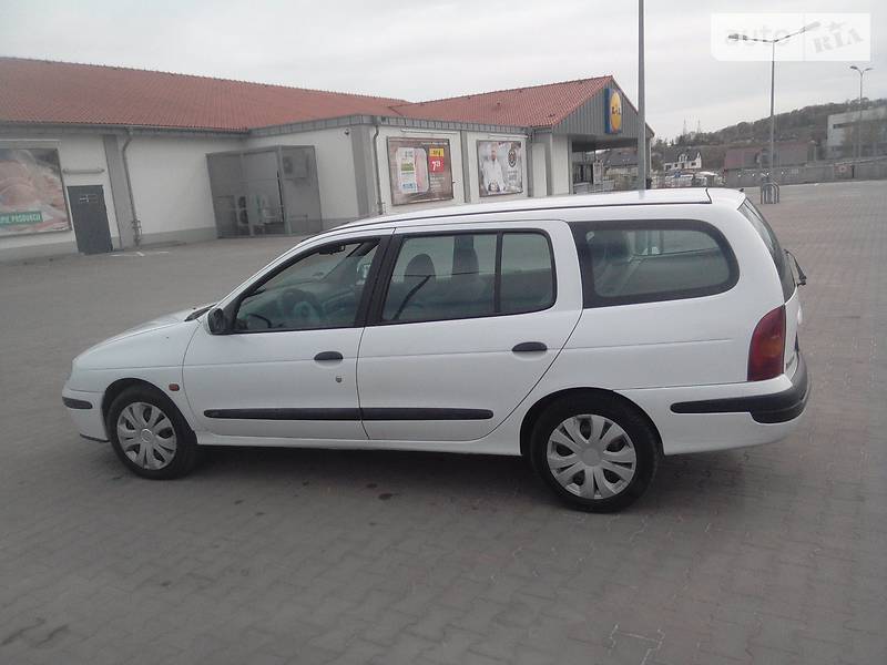  Renault Megane 2003 в Бучаче