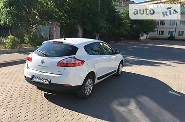 Хэтчбек Renault Megane 2013 в Снятине