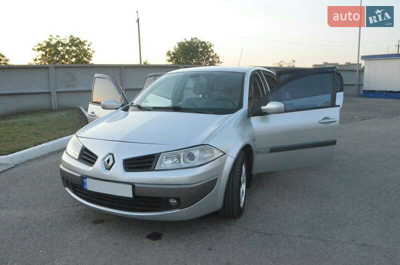 Седан Renault Megane 2006 в 