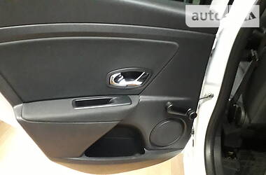 Хэтчбек Renault Megane 2013 в 