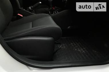 Хэтчбек Renault Megane 2013 в 