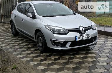Хетчбек Renault Megane 2014 в 