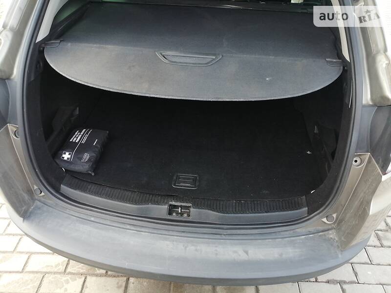 Універсал Renault Megane 2010 в Радивиліві фото 16 Універсал Renault Megane 2010 в Радивиліві