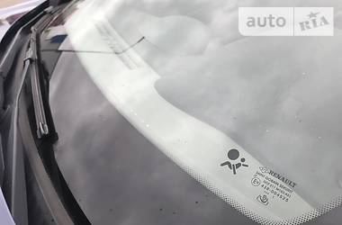 Хетчбек Renault Megane 2011 в 