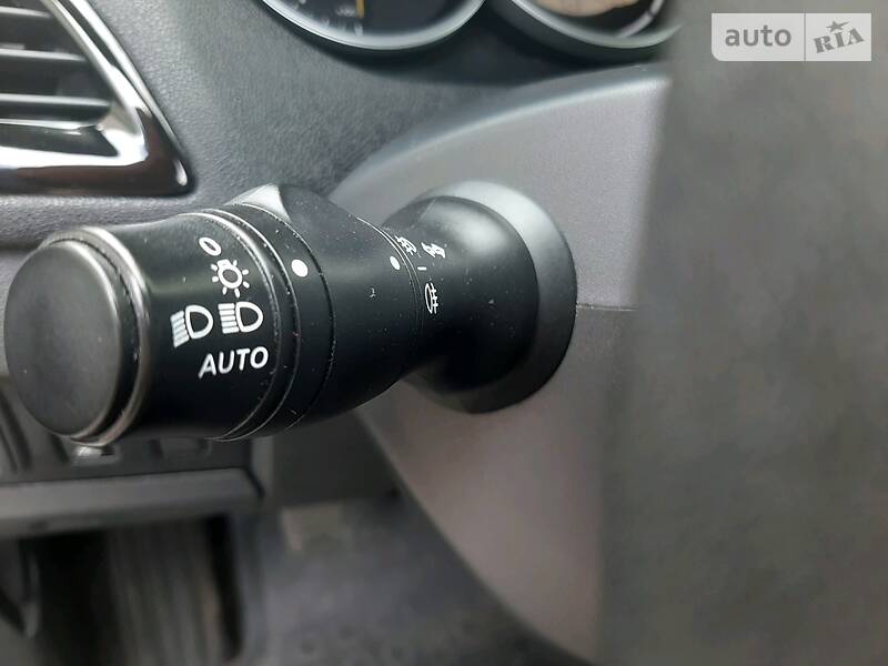Універсал Renault Megane 2011 в Львові фото 20 Універсал Renault Megane 2011 в Львові