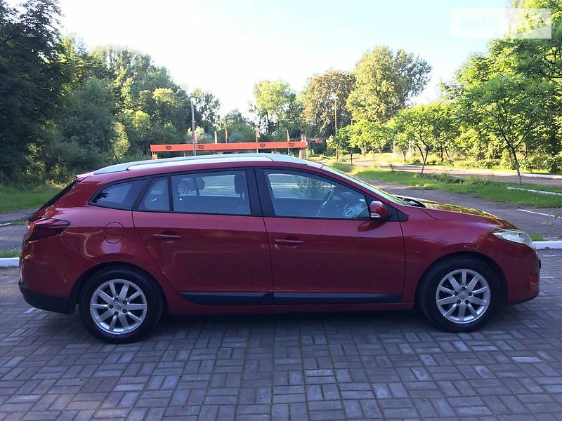 Універсал Renault Megane 2010 в Самборі фото 54 Універсал Renault Megane 2010 в Самборі