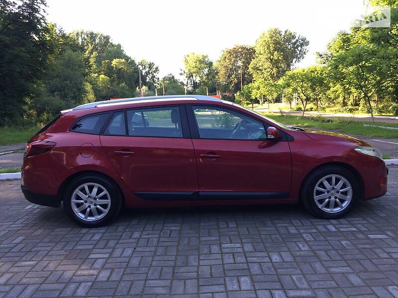 Універсал Renault Megane 2010 в Самборі фото 55 Універсал Renault Megane 2010 в Самборі