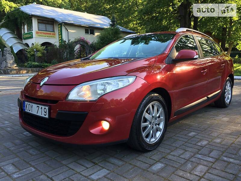 Універсал Renault Megane 2010 в Самборі фото Універсал Renault Megane 2010 в Самборі