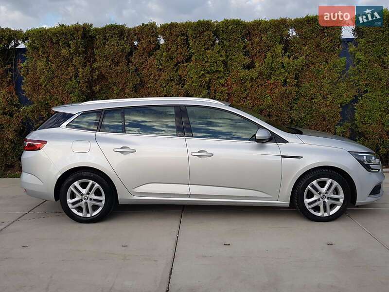 Универсал Renault Megane 2017 в Киеве
