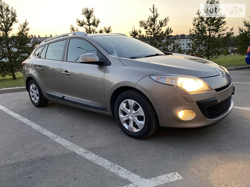 Универсал Renault Megane 2010 в Ровно