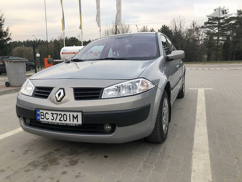 Седан Renault Megane 2003 в 