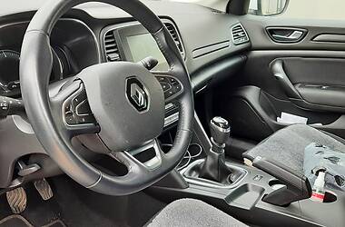 Хэтчбек Renault Megane 2017 в 