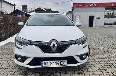 Хэтчбек Renault Megane 2017 в 