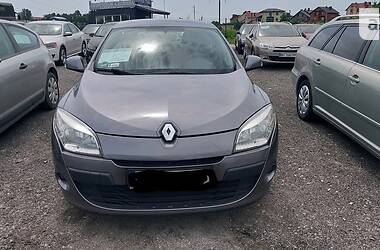 Хэтчбек Renault Megane 2010 в 