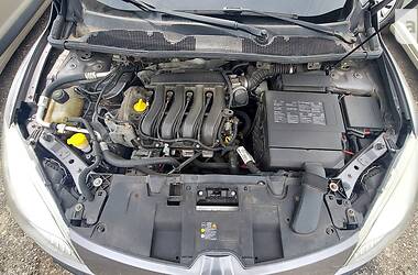 Хэтчбек Renault Megane 2010 в 