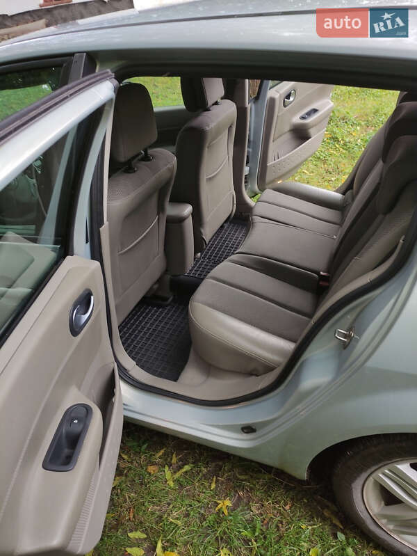 Хэтчбек Renault Megane 2003 в Теофиполе фото 8 Хэтчбек Renault Megane 2003 в Теофиполе