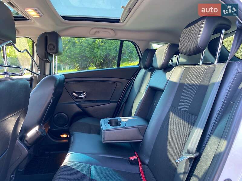 Универсал Renault Megane 2010 в Луцке фото 17 Универсал Renault Megane 2010 в Луцке
