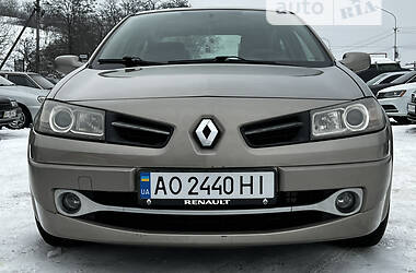 Седан Renault Megane 2009 в Хусті