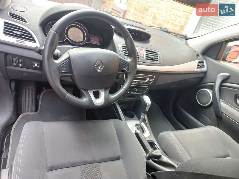 Хетчбек Renault Megane 2011 в Кропивницькому