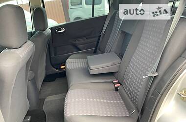 Универсал Renault Megane 2006 в 