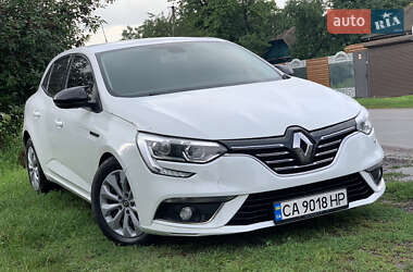 Хэтчбек Renault Megane 2016 в 