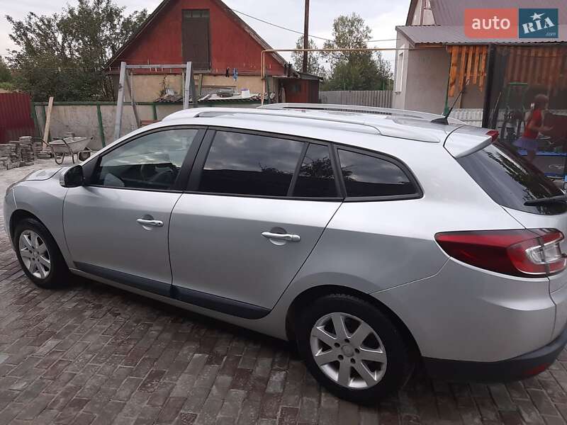 Универсал Renault Megane 2010 в Хмельницком фото 3 Универсал Renault Megane 2010 в Хмельницком