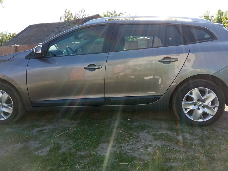 Универсал Renault Megane 2012 в Каменке