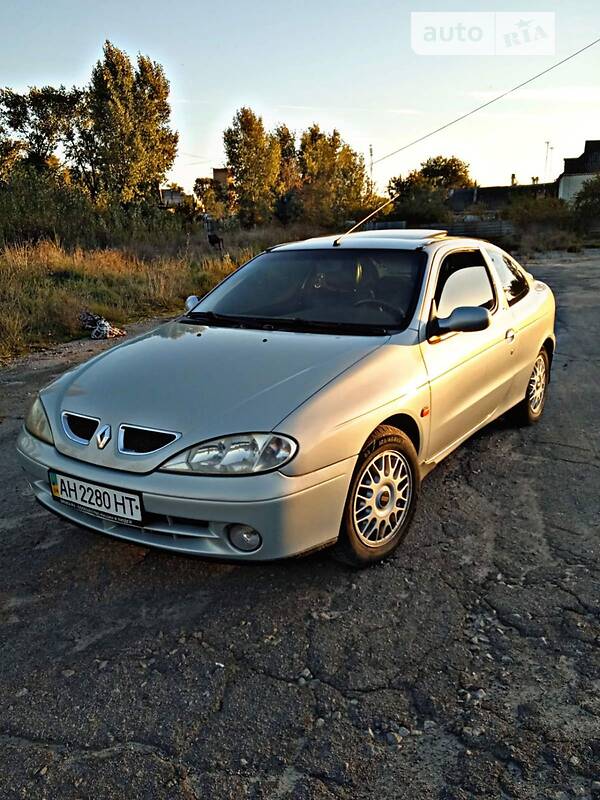 Купе Renault Megane 2002 в Светловодске