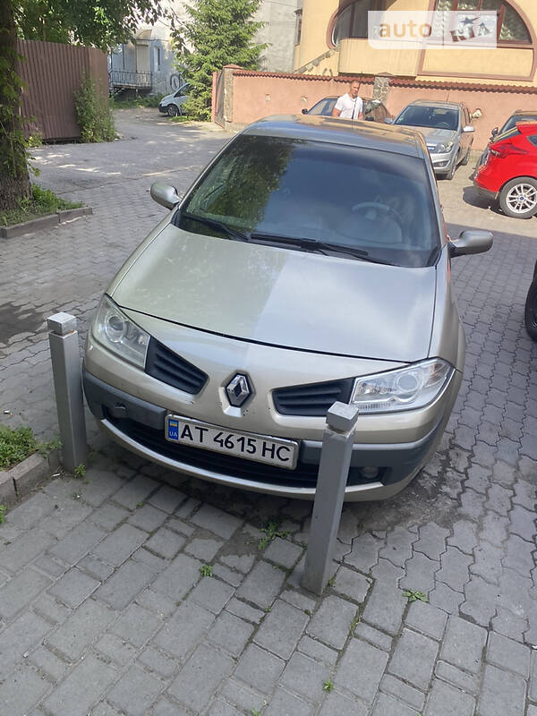 Седан Renault Megane 2006 в Ивано-Франковске