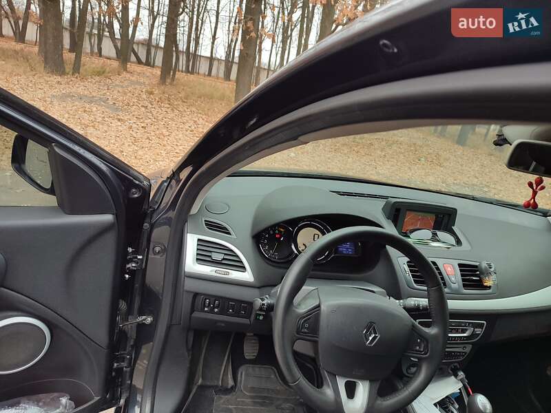 Универсал Renault Megane 2010 в Умани фото 134 Универсал Renault Megane 2010 в Умани